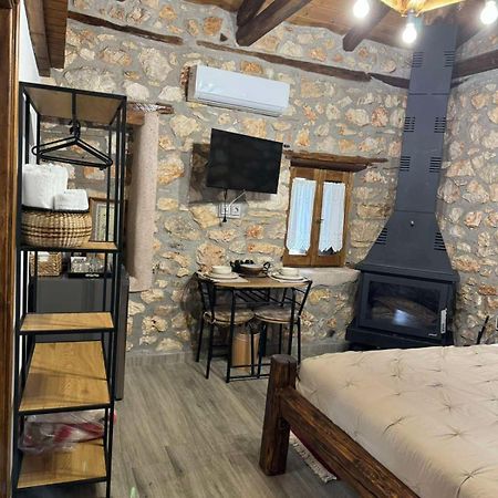 Traditional Stone Guesthouse Agios Ioannis  外观 照片
