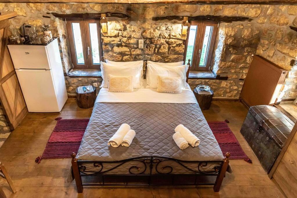 Traditional Stone Guesthouse Agios Ioannis  外观 照片