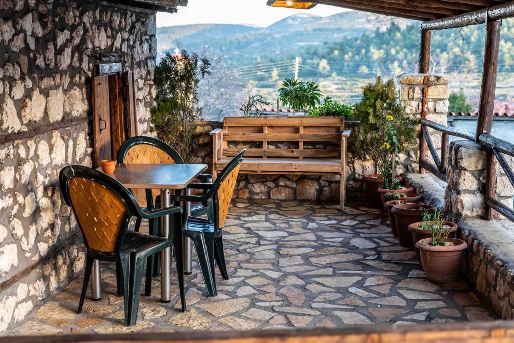 Traditional Stone Guesthouse Agios Ioannis  外观 照片