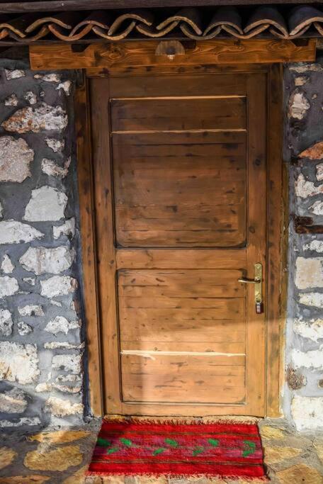 Traditional Stone Guesthouse Agios Ioannis  外观 照片