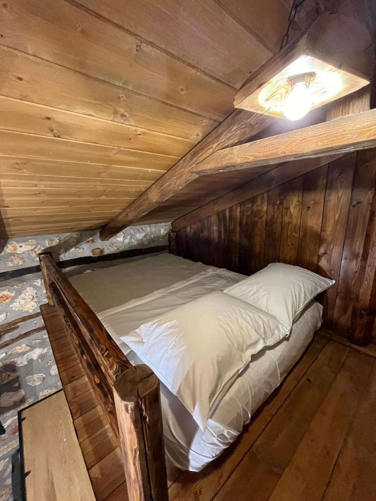 Traditional Stone Guesthouse Agios Ioannis  外观 照片